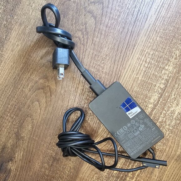 Surface Pro 3 4 5 Charger 36W Power Supply w USB A Port 1625 - Picture 1 of 4
